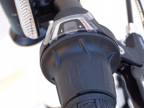 ROWER 24 QUEEN MTB AMORTYZOWANY SHIMANO ALUMINIUM RÓŻOWO RÓŻOWY